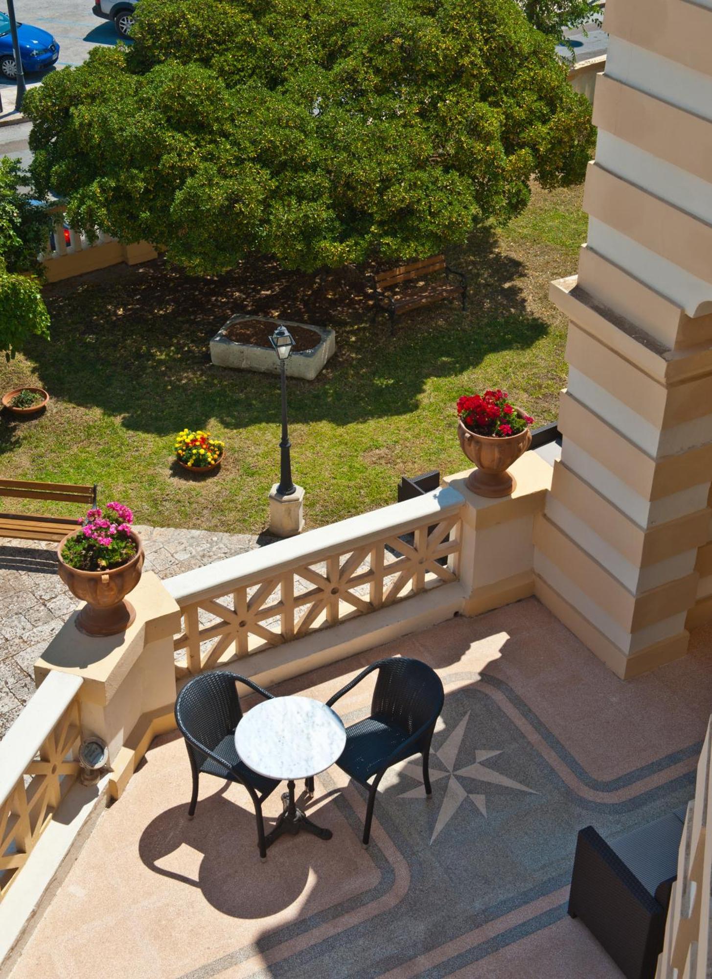 Hotel Raffaella 4*